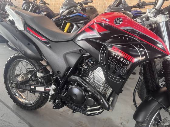 YAMAHA XTZ 250 LANDER 
